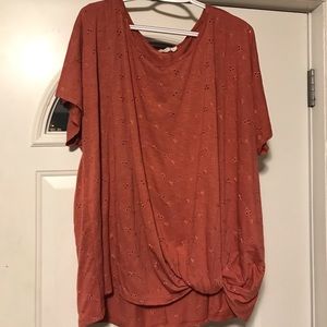 Knotted Eyelit T-shirt